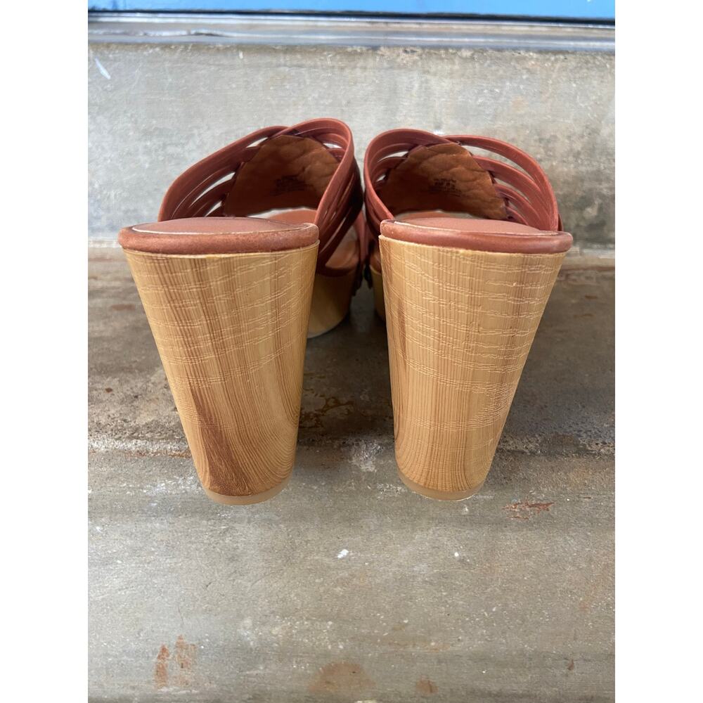 Lucky Brand tan woven leather upper platform sandal - Picture 8 of 9